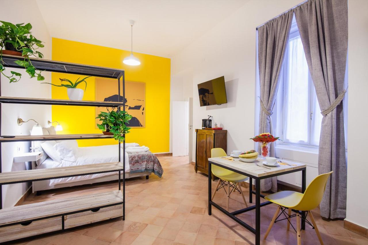 Palazzo Marigliano - Serviced Apartments Наполи Екстериор снимка